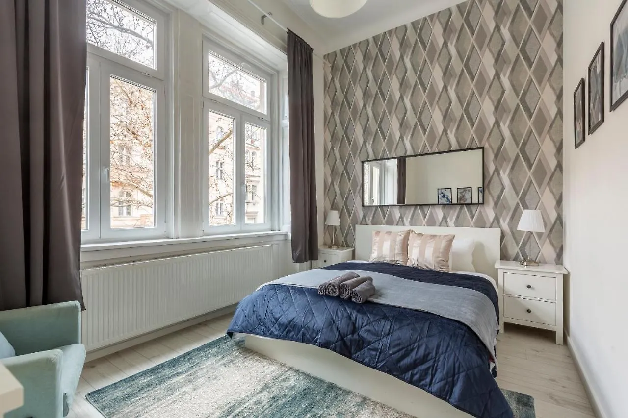 Apartment Deluxe Cozy Home In The Heart Of Budapest