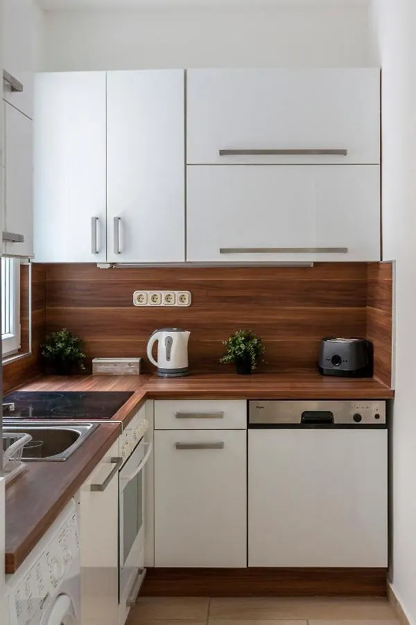 Deluxe Cozy Home In The Heart Of Budapest 0*,