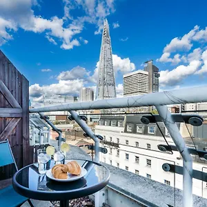 https://london-bridge-penthouse-luxury.brighton-hotels-england.com