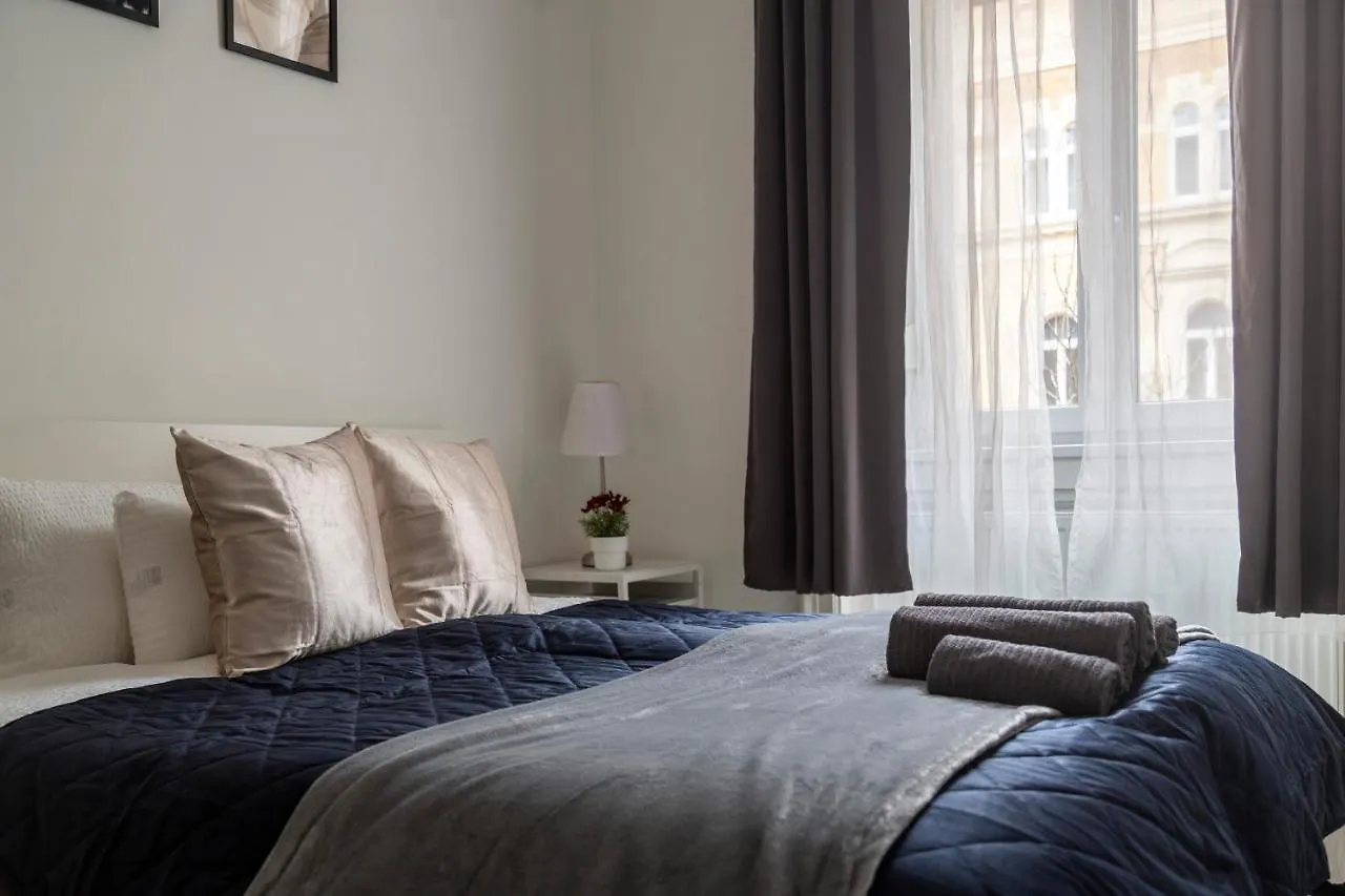Deluxe Cozy Home In The Heart Of Budapest Hungary